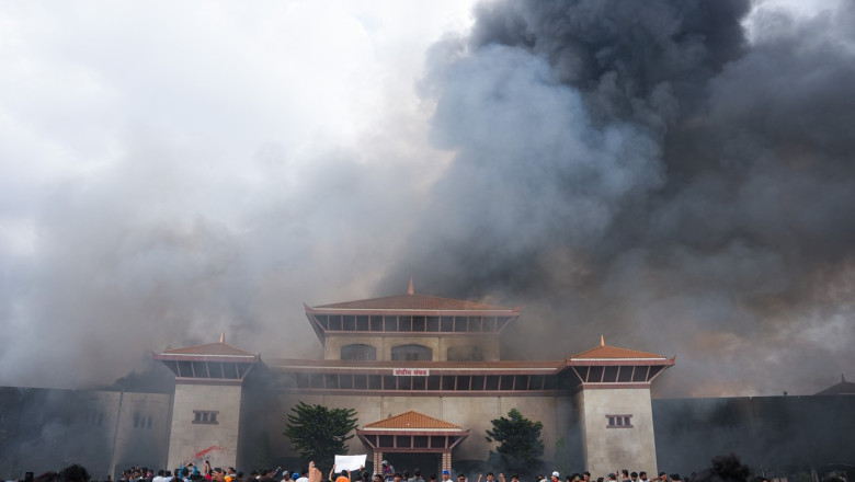 Proteste anticoruptie soldate cu morti in Nepal: Premierul a demisionat. Revolta „Generatiei Z” continua Imagine