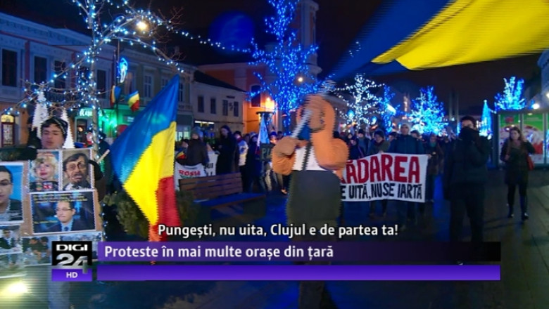 Proteste ecologiste cu cantec: „Minereu daca au aflat... Spagile-s calde... Pe toti v-au expropriat... Spagile-s calde...” Imagine