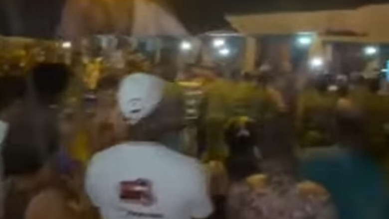Proteste in Cuba comunista. Oamenii striga: "Libertate!" Imagine