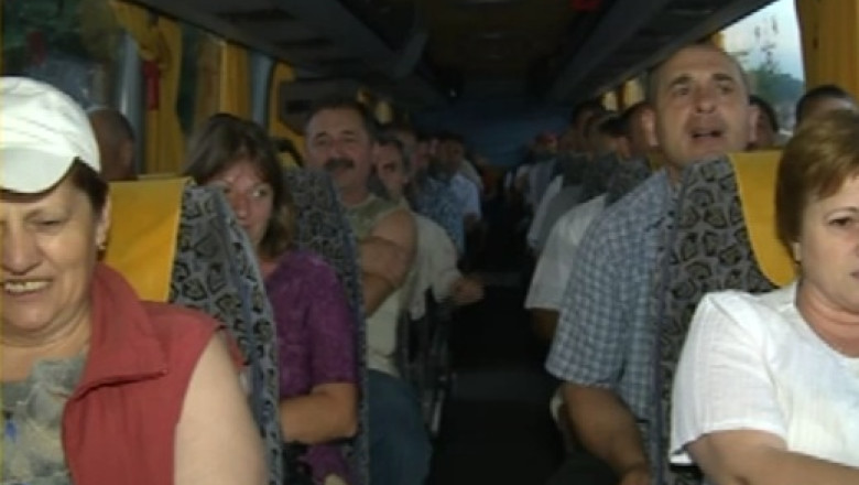 Proteste in Piata Victoriei. 100 de muncitori din Fagaras si Victoria, in drum spre Capitala Imagine