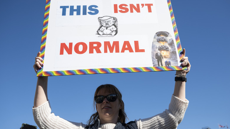 Proteste la Londra fata de vizita presedintelui american. „Donald Trump reprezinta tot ceea ce uram” Imagine