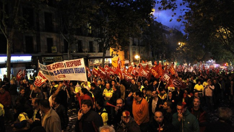 Proteste la Madrid. Mii de oameni au cerut guvernului sa relaxeze masurile de austeritate Imagine