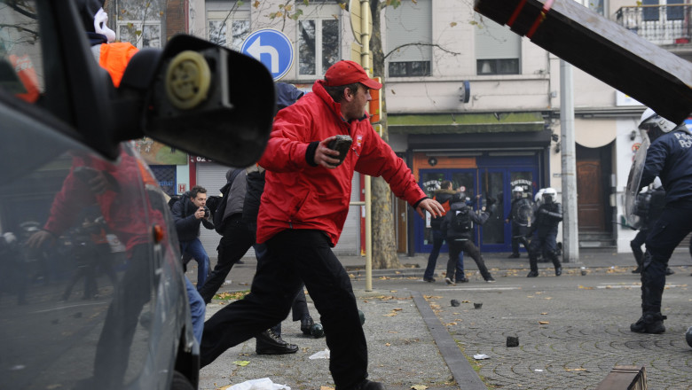 Proteste violente la Bruxelles. Austeritatea este respinsa in inima Europei Imagine