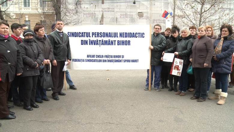 Protestul angajatilor gradinitelor din Oradea Imagine
