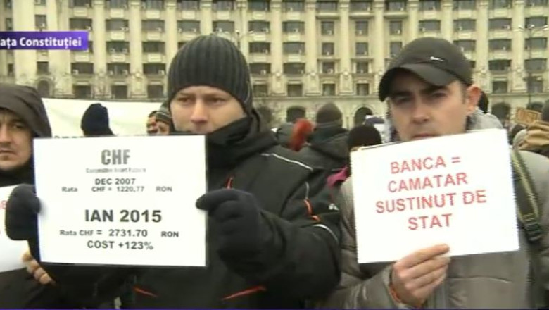 Protestul pentru un franc mai ieftin s-a incheiat. Oamenii au cerut transformarea creditelor din valuta in lei Imagine