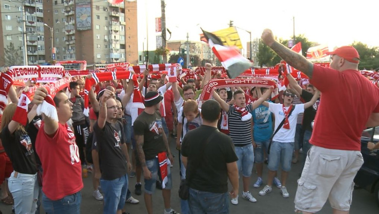 Protestul suporterilor la Arad: pentru noi doar UTA conteaza! Imagine