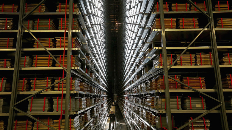 „Publici sau dispari”. Schema prin care unele universitati obtin prestigiu. Povestea savantului care scrie cate un studiu la 37 de ore Imagine