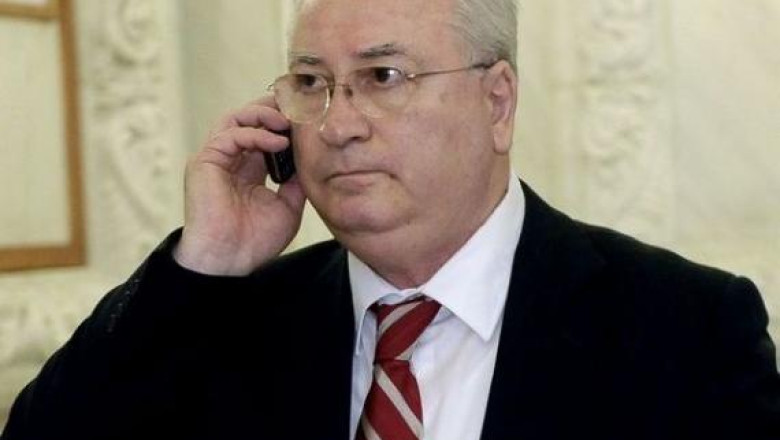 Puiu Hasotti: „Este extrem de daunator ca UDMR-ul sa fie luat la guvernare”. Reactiile liberalilor la discursul premierului Imagine