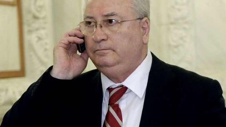 Puiu Hasotti: Geoana e singurul vinovat pentru realegerea lui Basescu. Ocupa ilegal si imoral vila RA-APPS Imagine