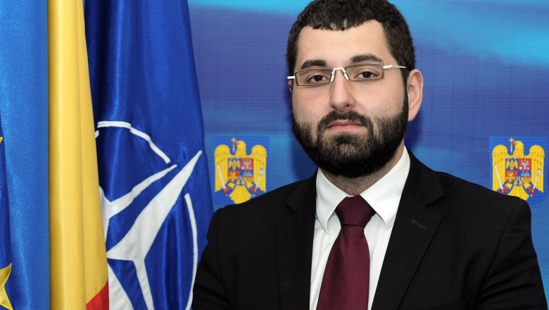 Purtatorul de cuvant al presedintelui, Bogdan Oprea, eliberat din functie Imagine