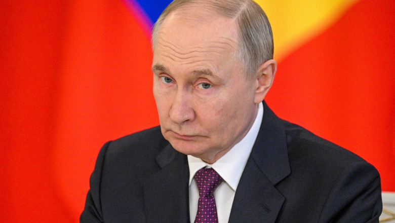 Putin acuza NATO ca provoaca o cursa a inarmarii si anunta consolidarea triadei nucleare a Rusiei Imagine