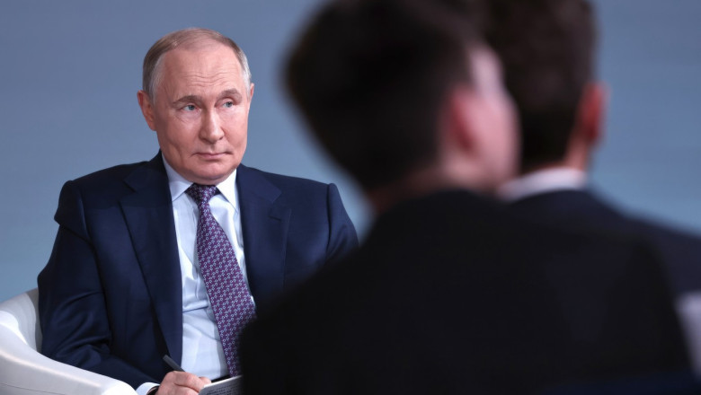 Putin marturiseste ca se gandeste la un succesor Imagine