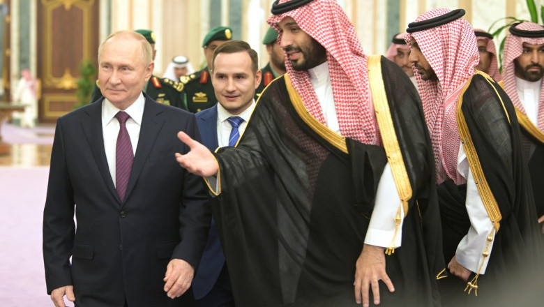 Putin spune ca s-a dus in Arabia Saudita pentru ca il astepta pe printul mostenitor in Rusia, dar el n-a mai venit Imagine