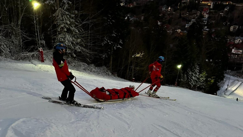 "Atentie la zapada artificiala!". O tanara de 17 ani si-a fracturat coloana dupa ce a cazut cu placa de snowboard, la Azuga Imagine