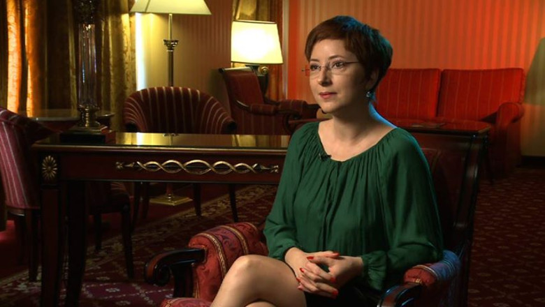 "Cu respect". Alice Iacobescu: Nu inteleg rostul sms-urilor. Daca vrei sa urezi cuiva ceva, fa-o prin viu grai! Imagine