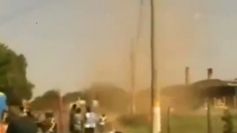 "Mini-tornada" la un loc de joaca din Brazilia Imagine