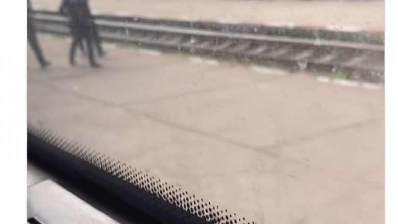 "O bag in cimitir, ii dau foc la casa". O femeie a oprit un tren spre Bucuresti cand a auzit cum un barbat isi ameninta iubita Imagine