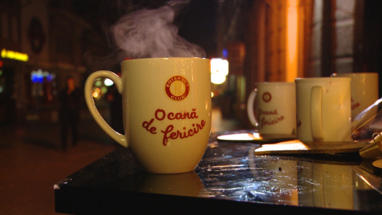 "O cana de fericire" pentru copiii cu dizabilitati. Campania este sprijinita de prezentatoarele Digi24 Oradea Imagine