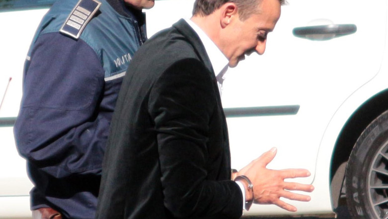 "Patimile" lui R. Mazare: Daca Dumnezeu o sa vrea, de Inviere o sa merg in cartierul pentru saraci, pentru care sunt acuzat   Imagine