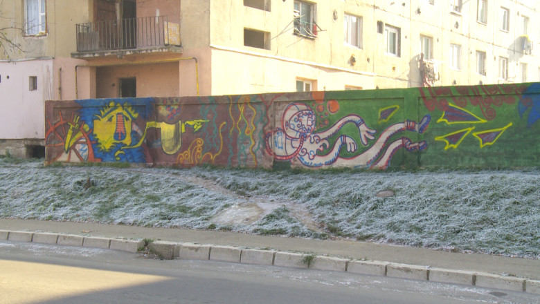 "Zidul segregarii" din Baia Mare, pictat de studenti Imagine