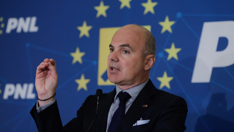 R. Bogdan: Sunt specialist in polemica. Singurul de la PSD care ar putea sa imi tina piept este Mihai Tudose. Pe restul ii bag sub masa Imagine