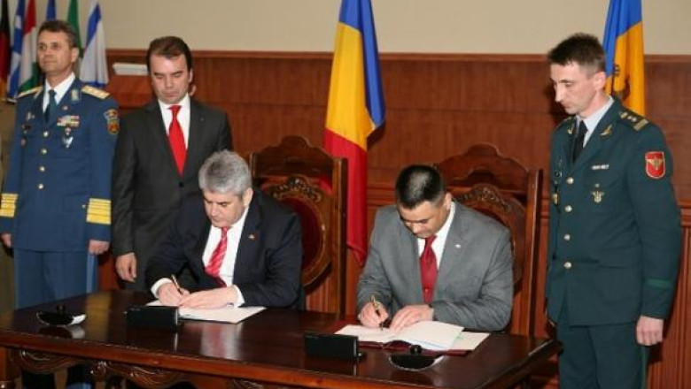 R.Moldova: comunistii contesta la Curtea Constitutionala acordul de cooperare militara cu Romania Imagine