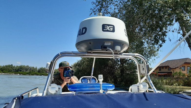 Radare in Delta Dunarii pentru monitorizarea barcilor care circula cu viteza mare. „Conducatorii se informeaza unii pe altii” Imagine