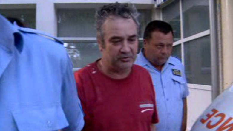 RADAUtI. Barbatul suspectat de crime in serie, trimis in arest la domiciliu Imagine