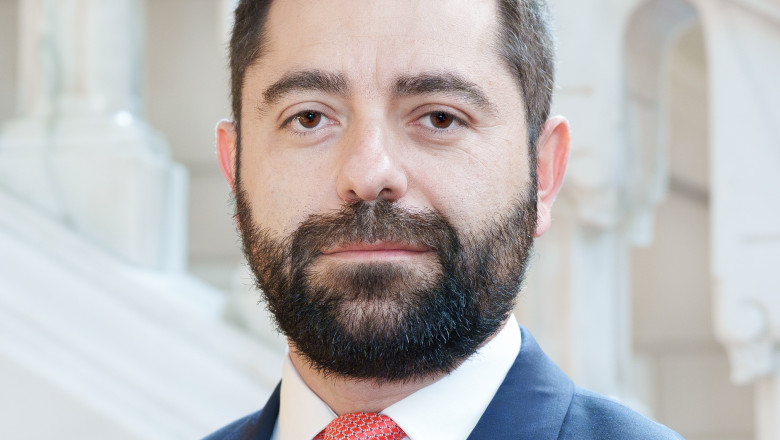 Radu Burnete: „Daca acest guvern reuseste sa stabilizeze finantele publice, anul viitor economia romaneasca va incepe sa-si revina” Imagine