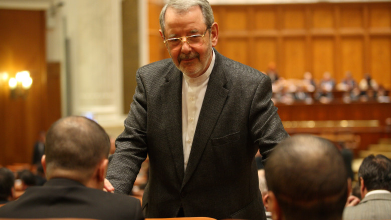 Radu F. Alexandru: „Se surpa sub ochii nostri institutii fundamentale” Imagine