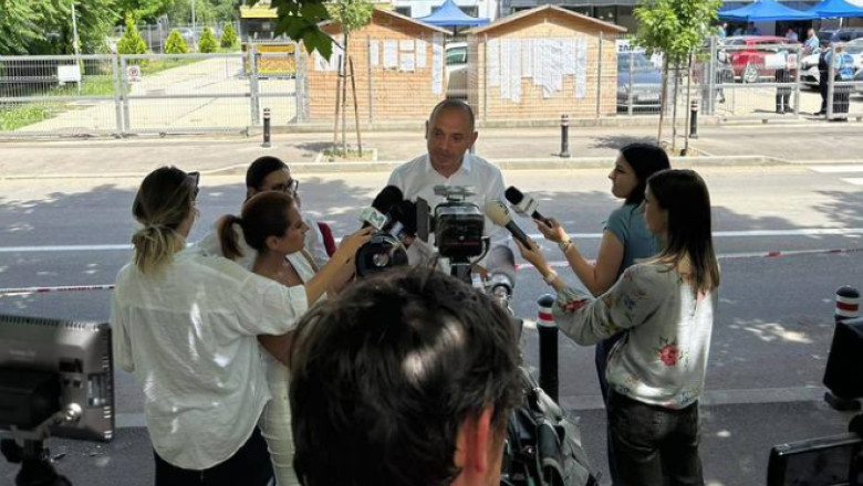 Radu Mihaiu depune plangere penala impotriva Biroului Electoral Sector 2 pentru abuz in serviciu si instigare la fals in acte publice Imagine