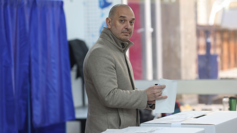 Radu Mihaiu, dupa iesirea PSD de la negocieri: „Vrem sa ne inhamam la a salva Romania de dezastrul lasat de domnul Ciolacu” Imagine