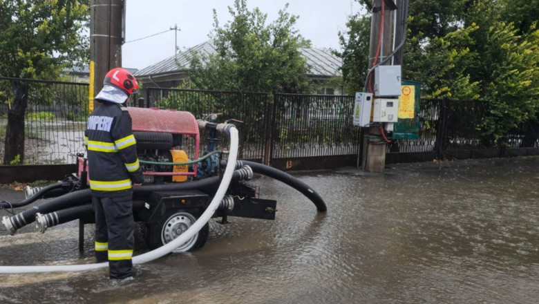 Raed Arafat, despre o campanie pe platformele sociale impotriva avertizarilor de vreme rea: „O manipulare crasa” Imagine