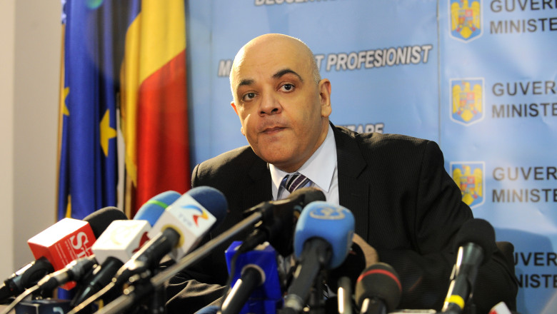 Raed Arafat: Exista conturi de Facebook false, pe care se posteaza in numele meu Imagine