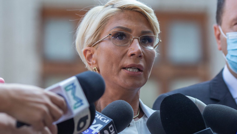 Raluca Turcan, „frustrata” si „mahnita” de o decizie a ministrului Rafila Imagine