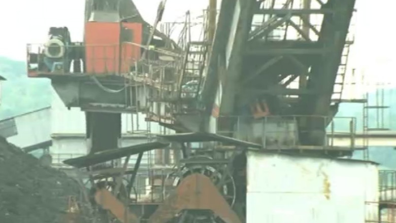 RAPORT DE TARA. Fabricile din Gorj au intrat, una dupa alta, in faliment Imagine