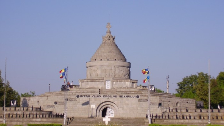 RAPORT DE TARA. Judetul Vrancea, recunoscut pentru vinuri, seisme si importanta istorica Imagine