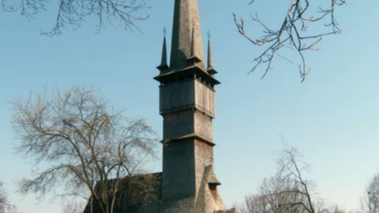 RAPORT DE TARA. Opt biserici de lemn din Maramures sunt in patrimoniul UNESCO Imagine