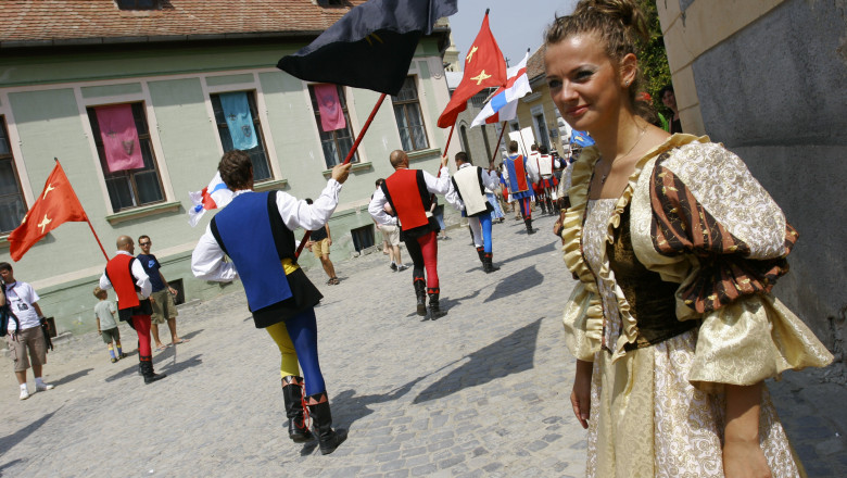RAPORT DE TARA. Sighisoara, singura cetate medievala locuita din Europa Imagine
