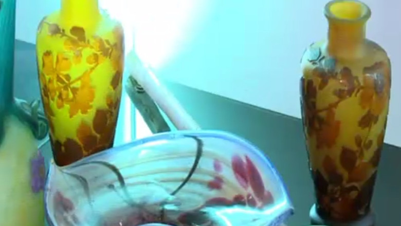 RAPORT DE TARA. Sticla de Galle se mai fabrica in Romania intr-un singur loc: Buzau Imagine