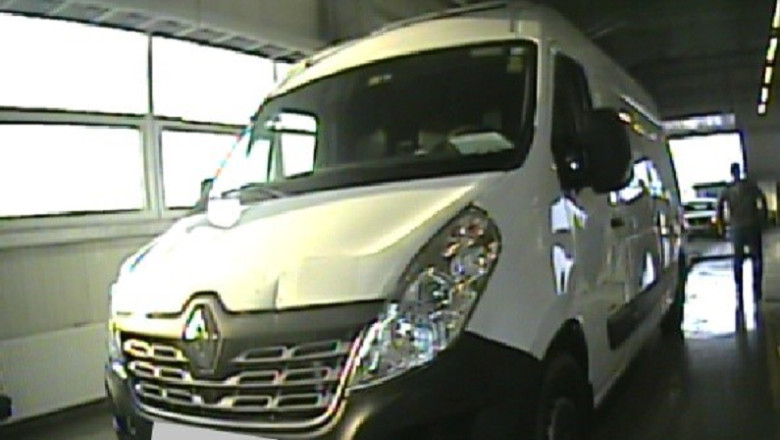 RAR publica imagini cu improvizatia periculoasa descoperita la o autoutilitara din 2015 Imagine