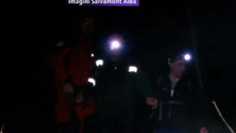 Rataciti in munti. Patru barbati, plecati la cules de ciuperci, s-au ratacit in Muntii Sureanu Imagine