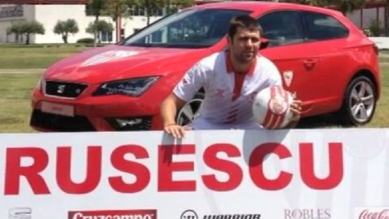 Raul Rusescu a fost prezentat oficial la FC Sevilla Imagine