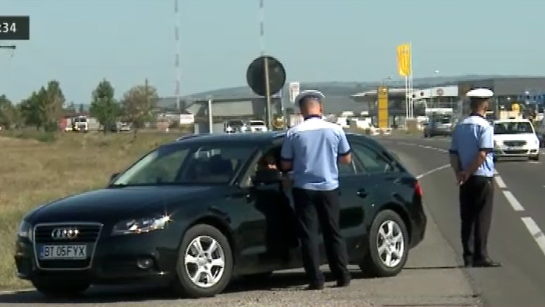 Razie pentru depistarea soferilor care circula cu masini defecte Imagine