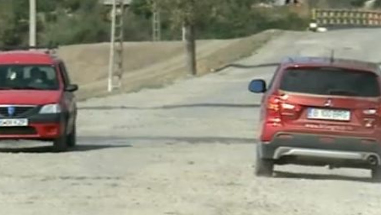 Reabilitare, doar de ochii premierului. De doua zile, nu mai lucreaza nimeni pe DN29, intre Suceava si Botosani Imagine