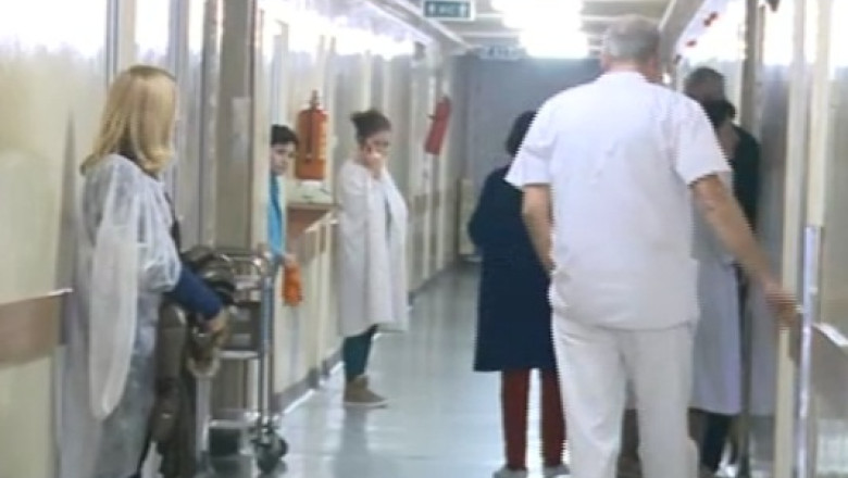 Reabilitatea Spitalului Judetean Dambovita s-a incheiat. Premierul Victor Ponta taie panglica Imagine