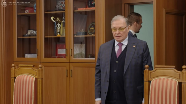 Reactia ambasadorului rus la Chisinau, chemat la sediul MAE sa vada dronele cazute ieri noapte Imagine