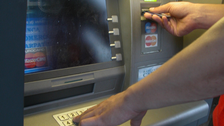 Reactia bancilor la proiectul privind afisarea comisioanelor pe ecranul bancomatelor Imagine