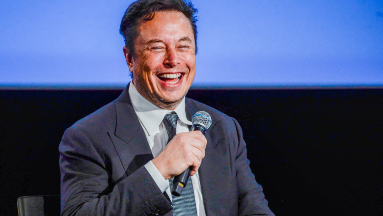 Reactia lui Elon Musk dupa ce 10 milioane de utilizatori de pe Twitter au votat pentru ca el sa plece de la conducerea companiei Imagine