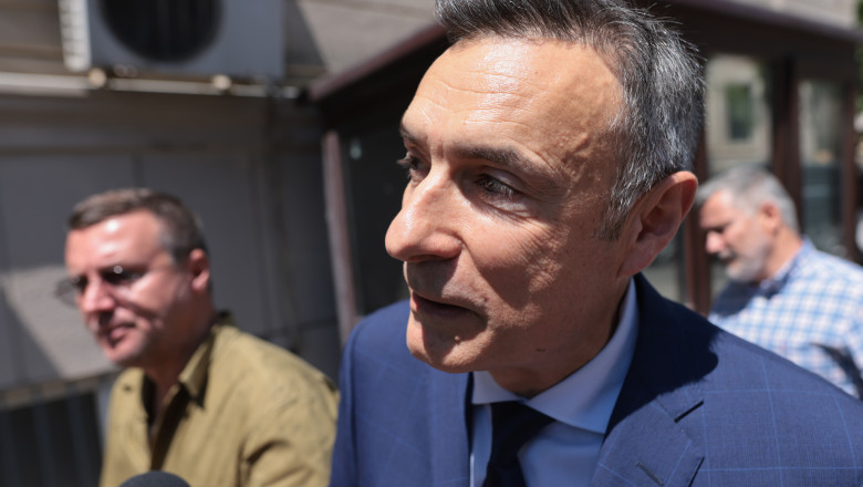 Reactia lui Florian Coldea pe tema pozelor publicate de Elena Lasconi: „Nu este nimic de comentat. O incercare disperata” Imagine